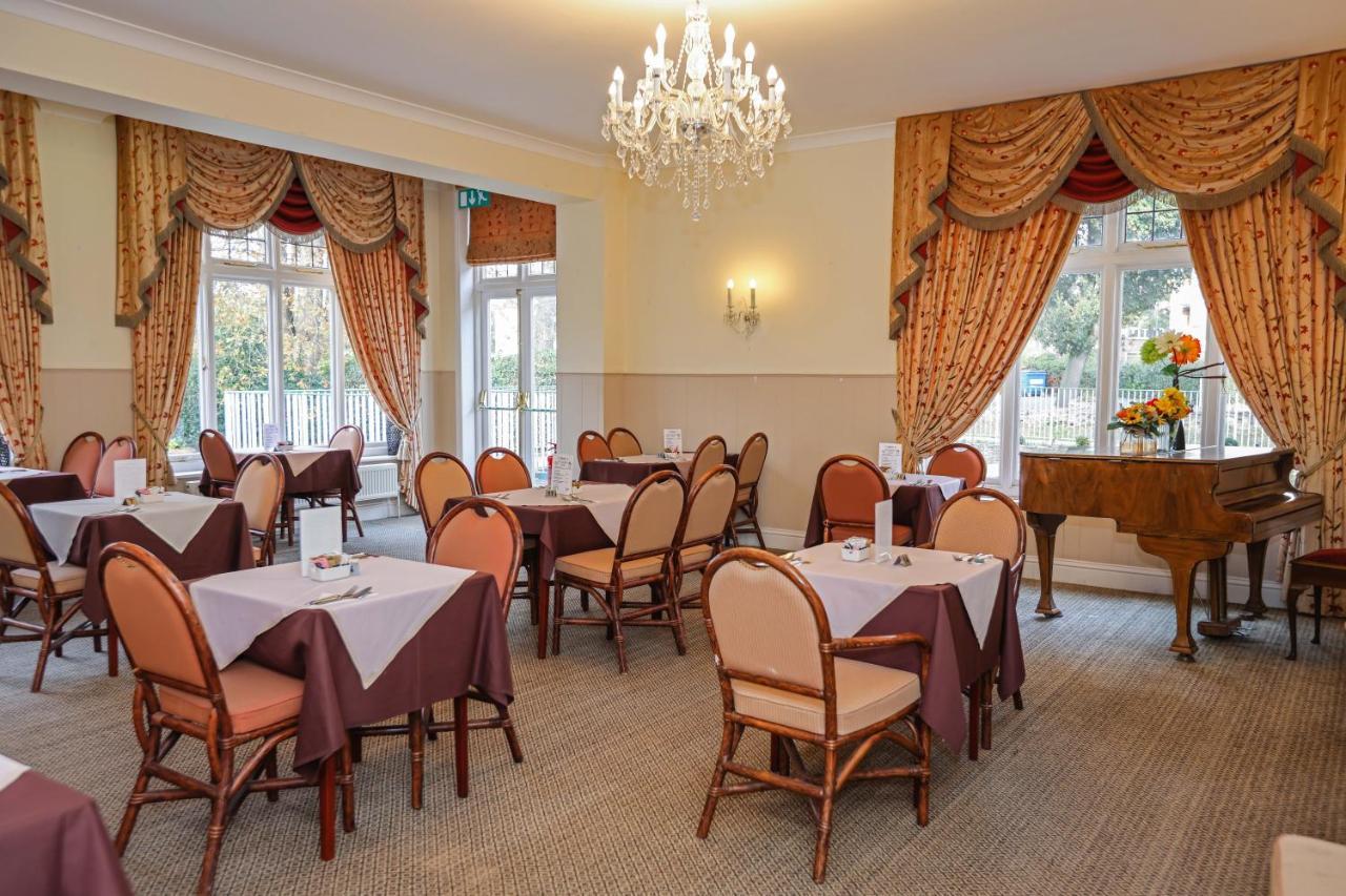 The Grove Hotel 3*